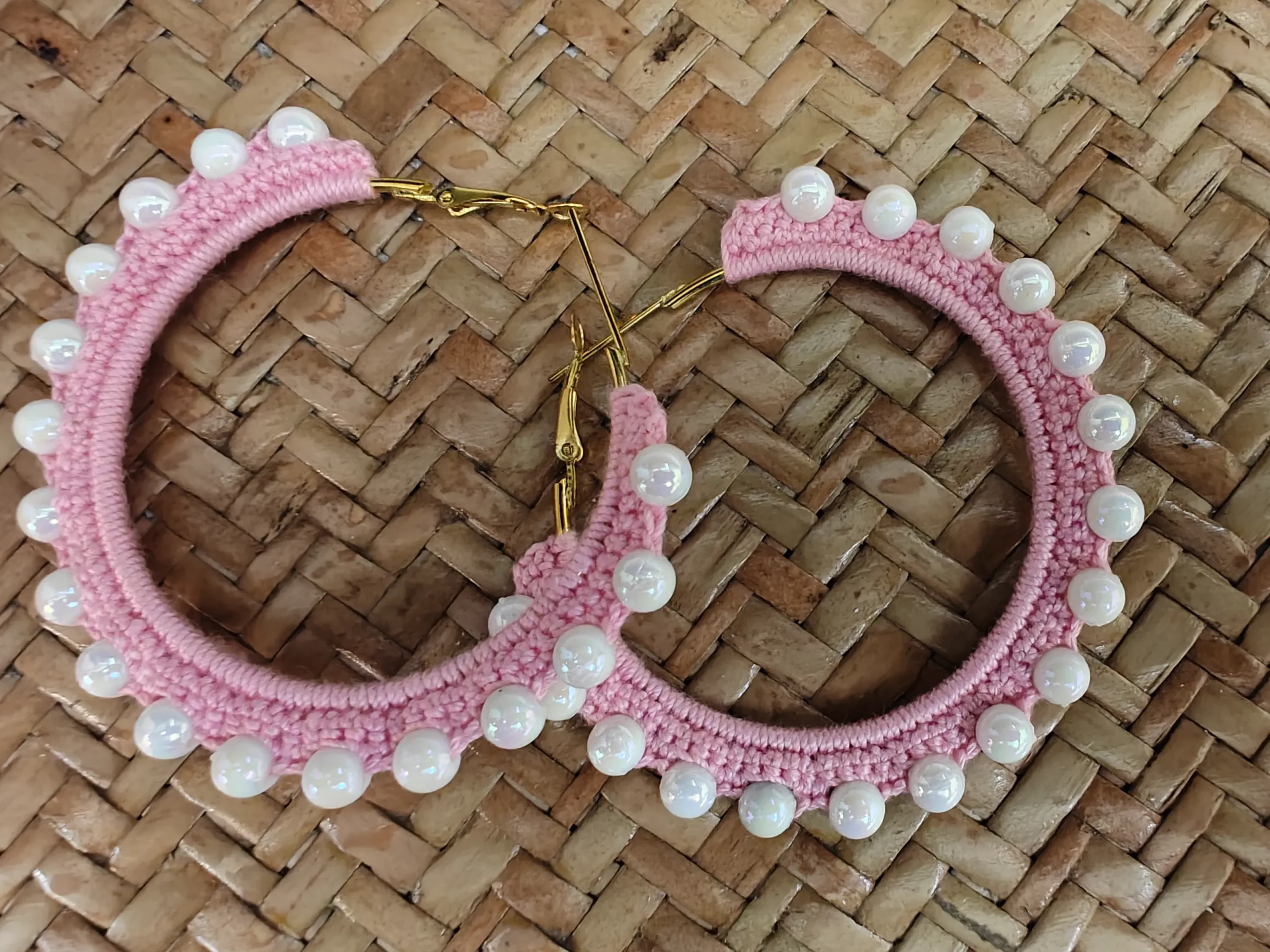 Crochet pearl hoops - Image 4