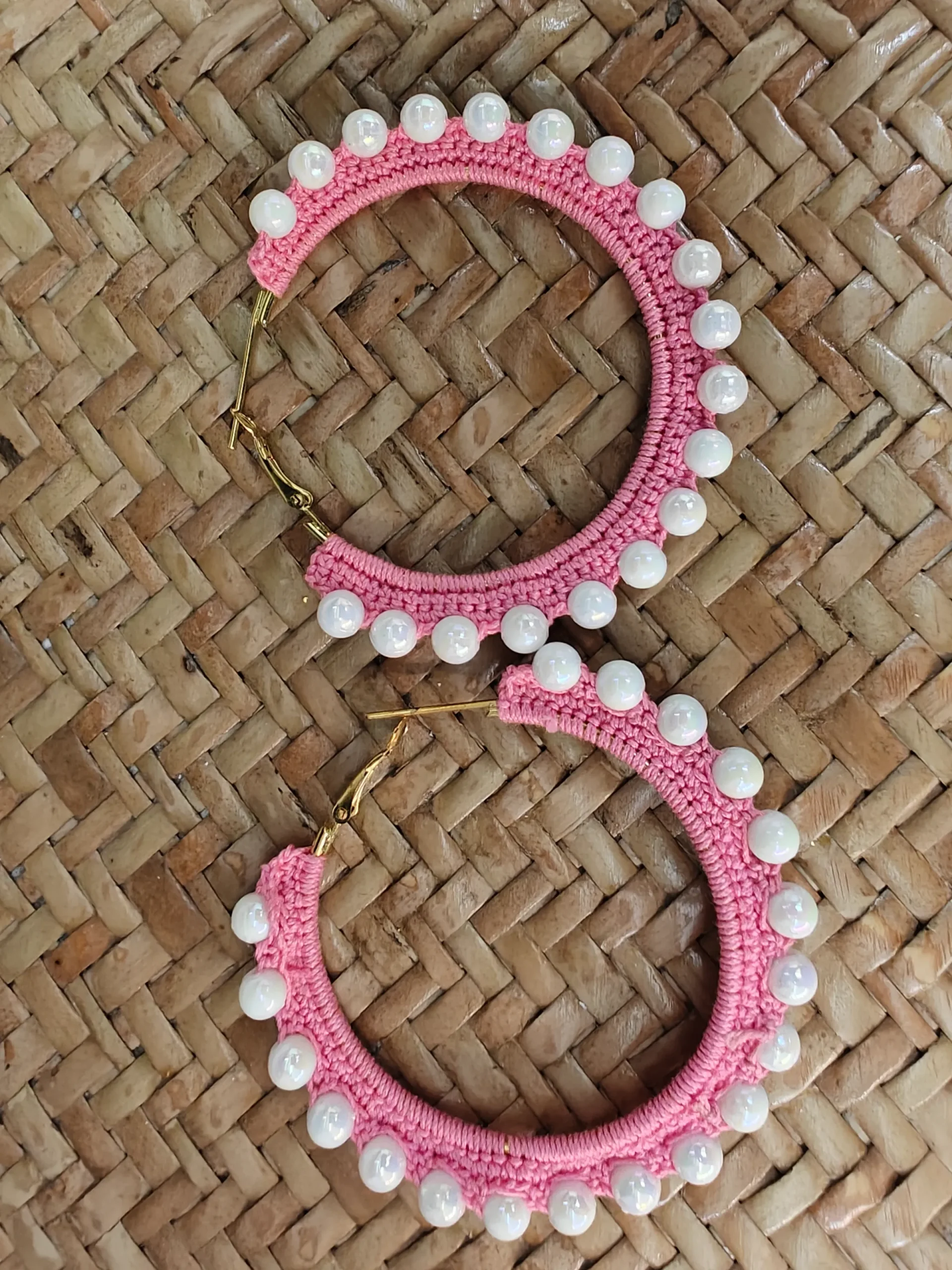 Crochet pearl hoops - Image 3